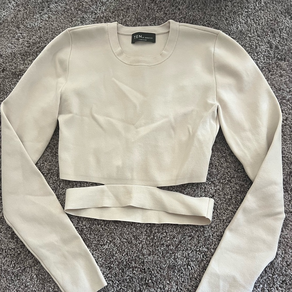 Aritzia ten by babaton women’s retrospect sweater